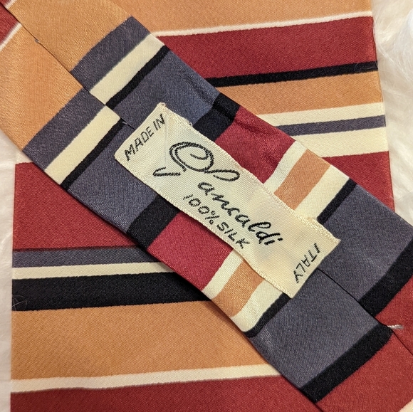 Vintage Italian Silk Iconic Graphic Art Ties - Picture 7 of 12